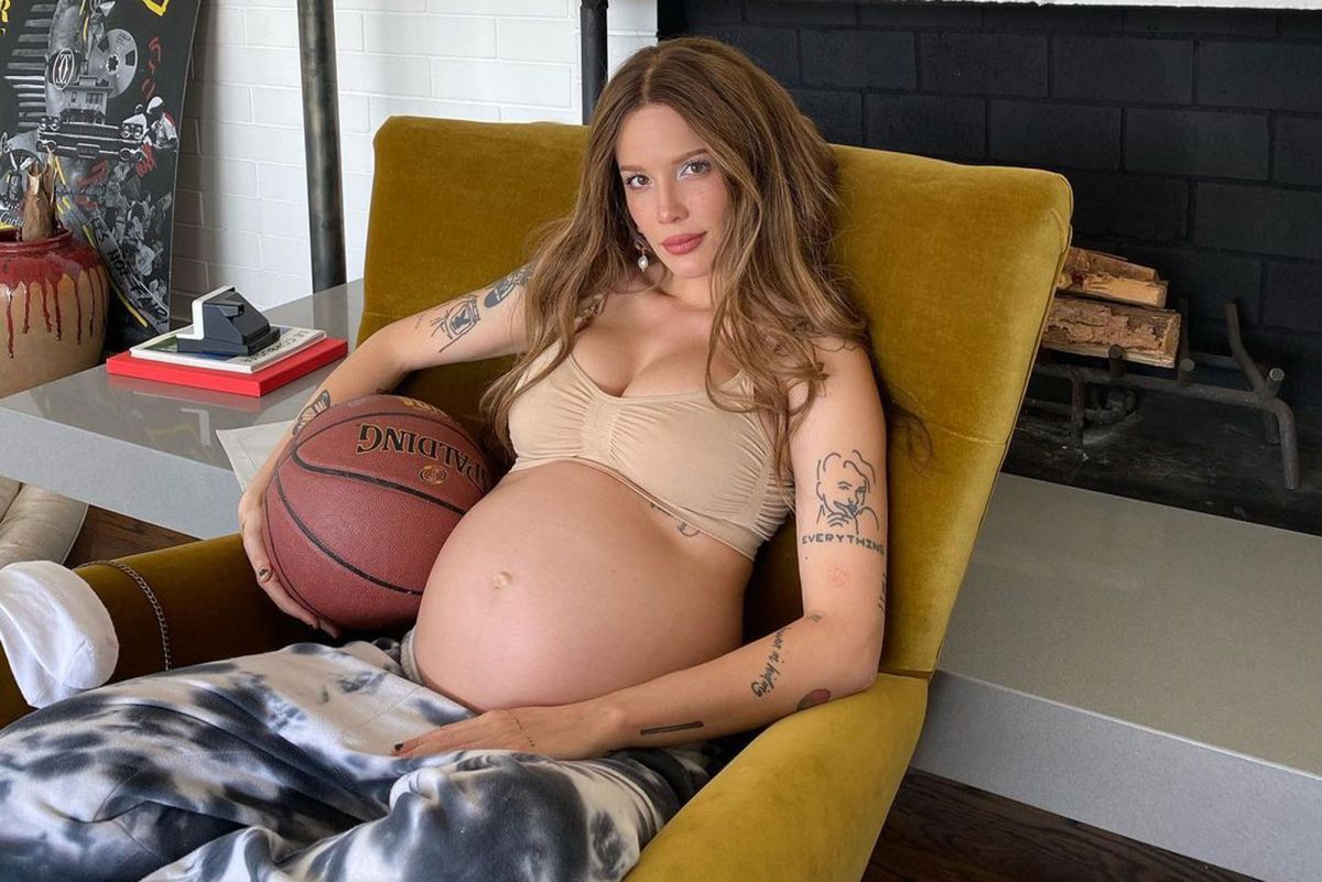 Halsey's Pregnancy