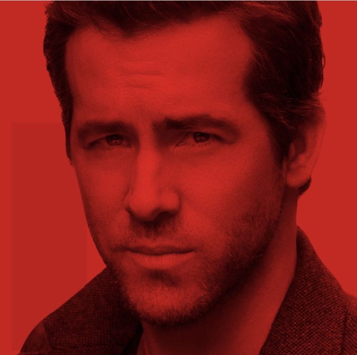 Ryan Reynolds stars as a con artist in the new movie Red Notice